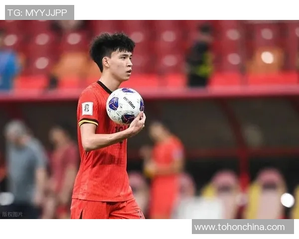现役五号足球明星的辉煌成就与未来展望解析