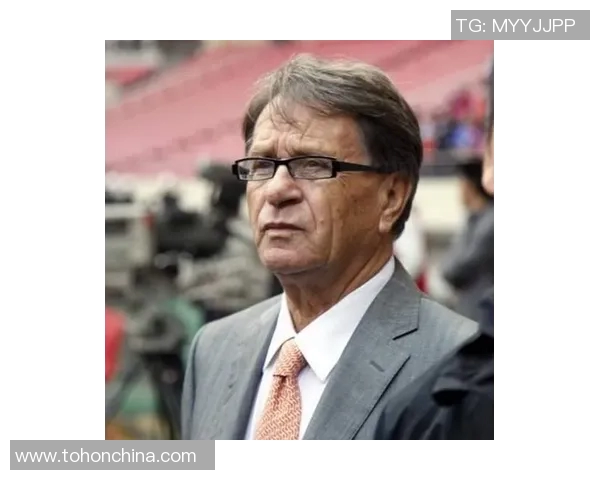 深入解析足球明星球员位置及其战术角色图解助你更好理解比赛动态