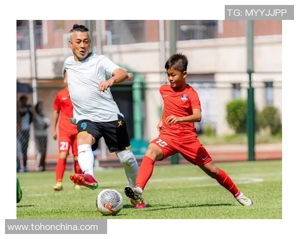 探索伦少足球的魅力与技巧提升之路，助你成为场上明星